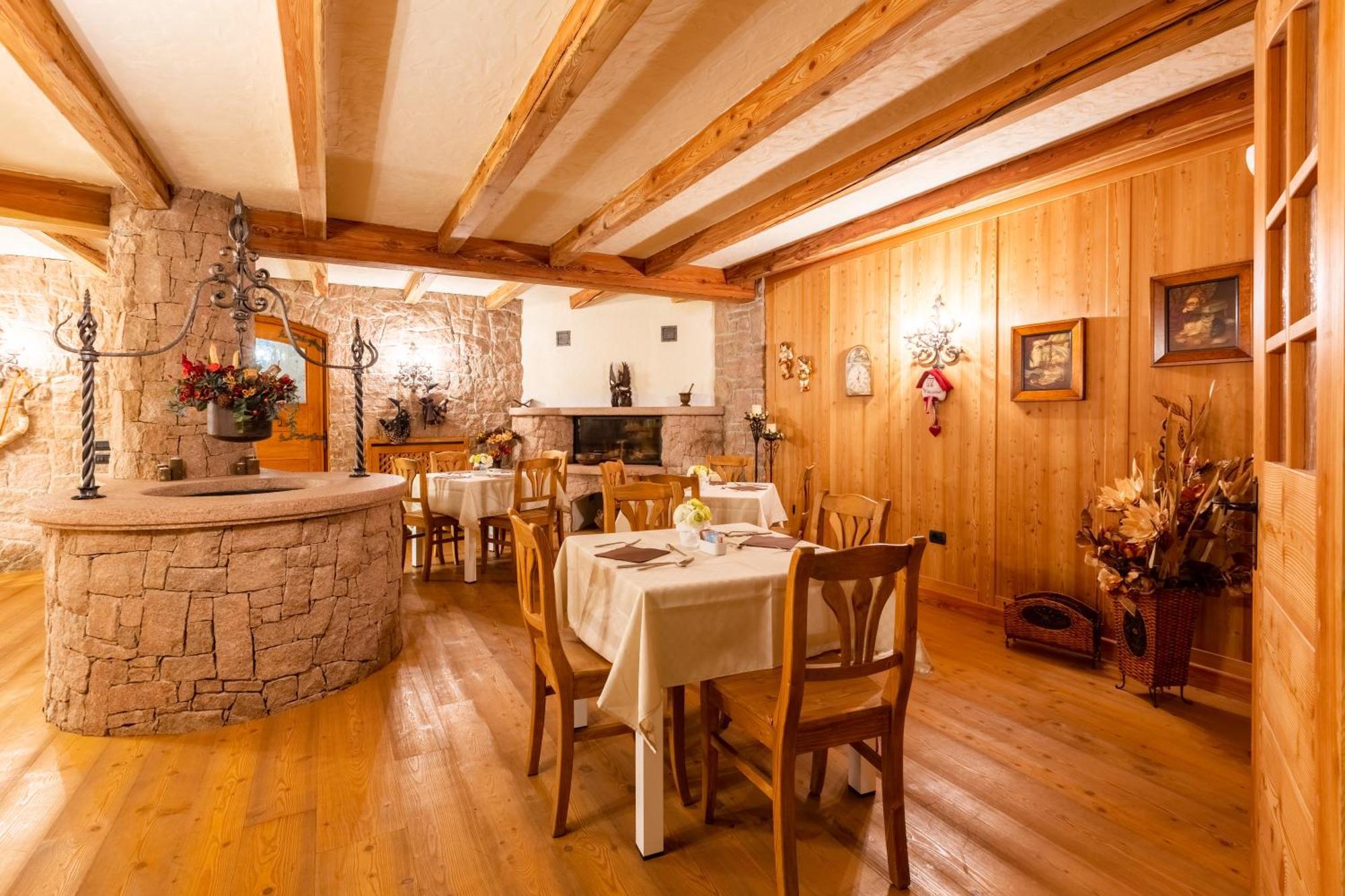 Appartamento Le Colonne - Relais Villa Quercia Tassullo ภายนอก รูปภาพ