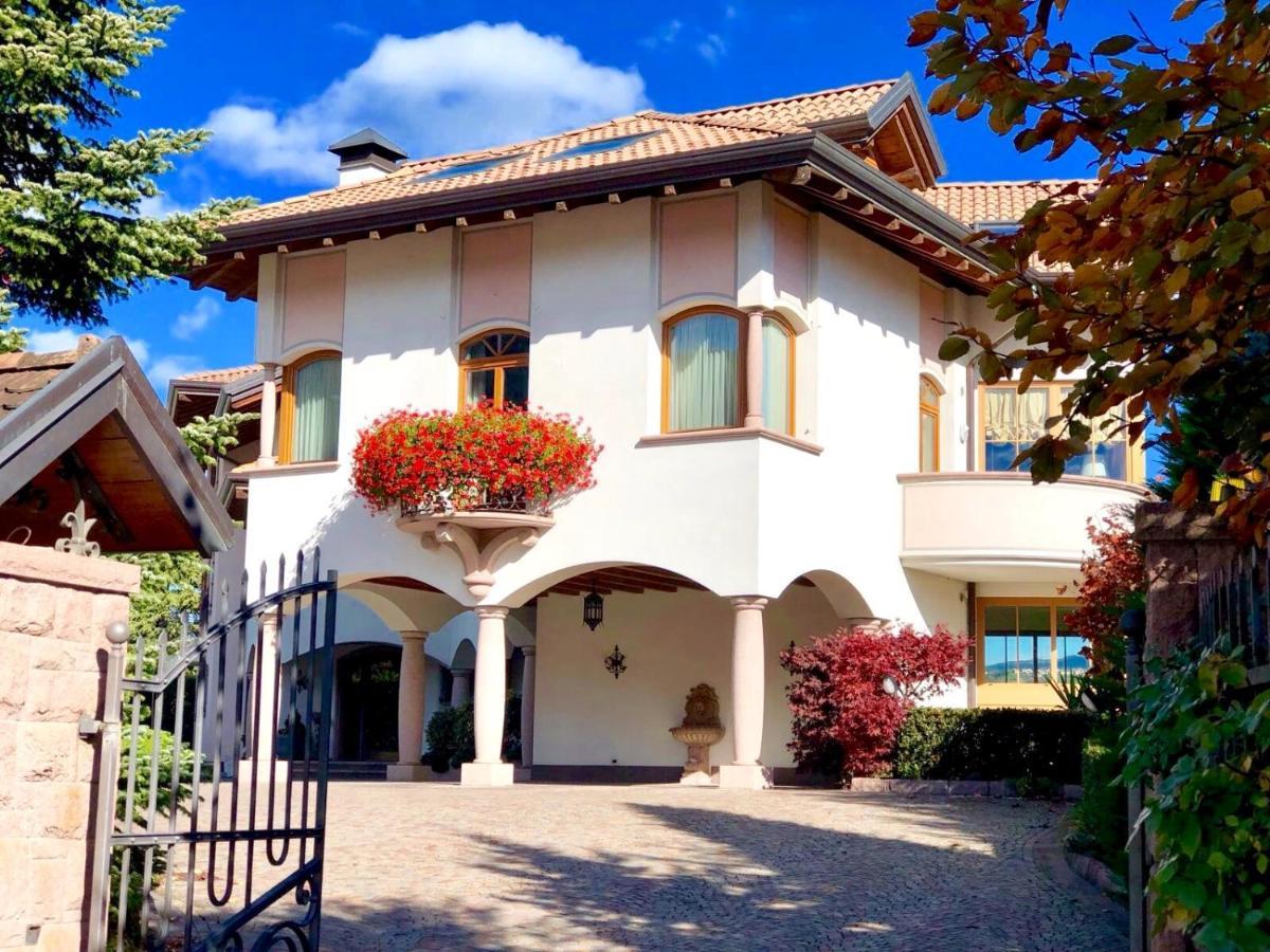 Appartamento Le Colonne - Relais Villa Quercia Tassullo ภายนอก รูปภาพ